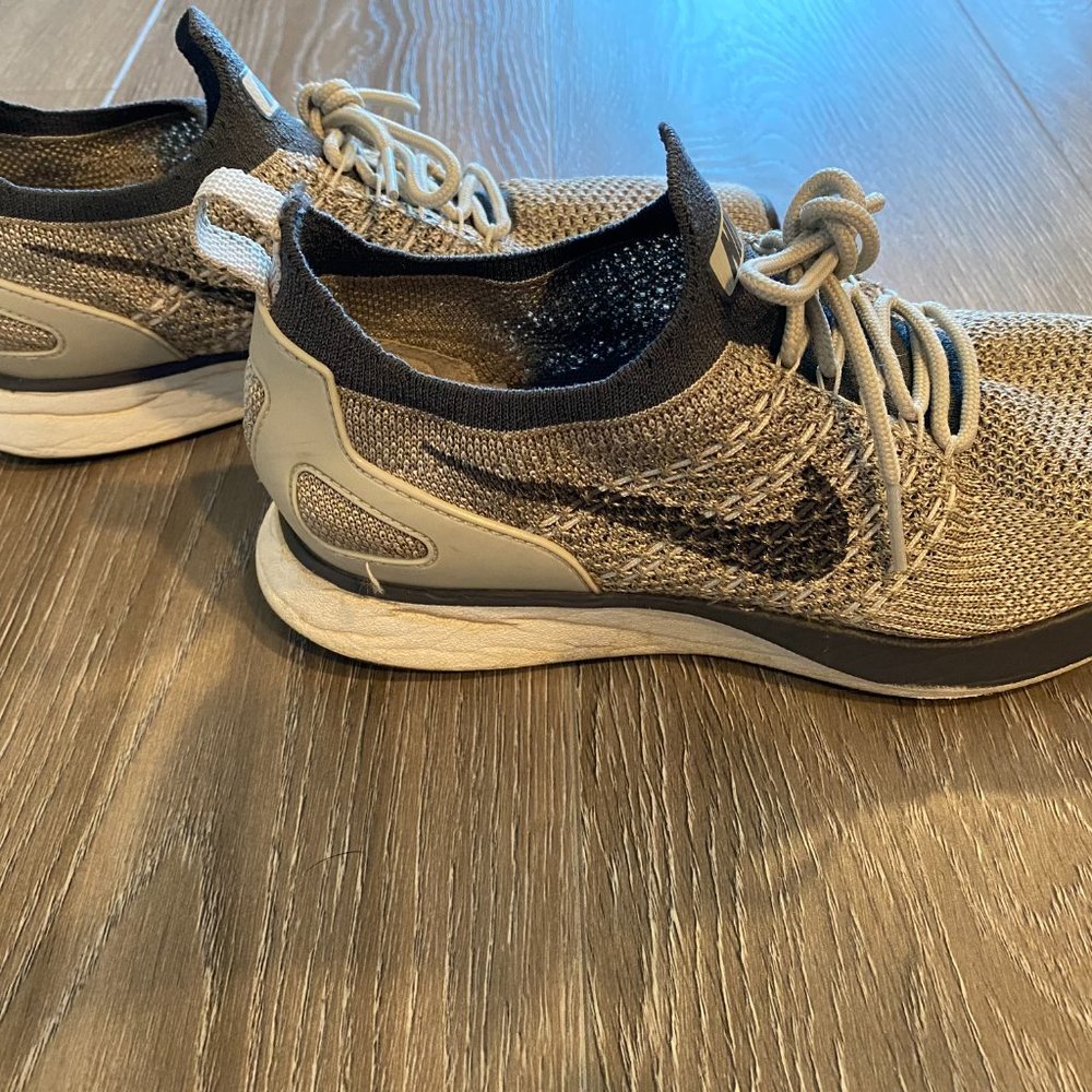 Nike Air Zoom Mariah Flyknit Racer 7.5